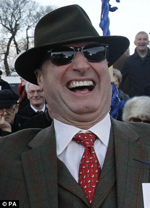 article-2296456-18901D71000005DC-493_306x423